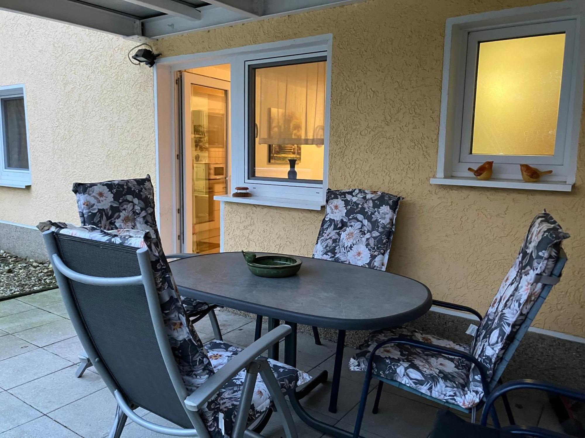 Ferienwohnung Im Gruenen Eg Mit Terrasse Herdecke Exterior photo